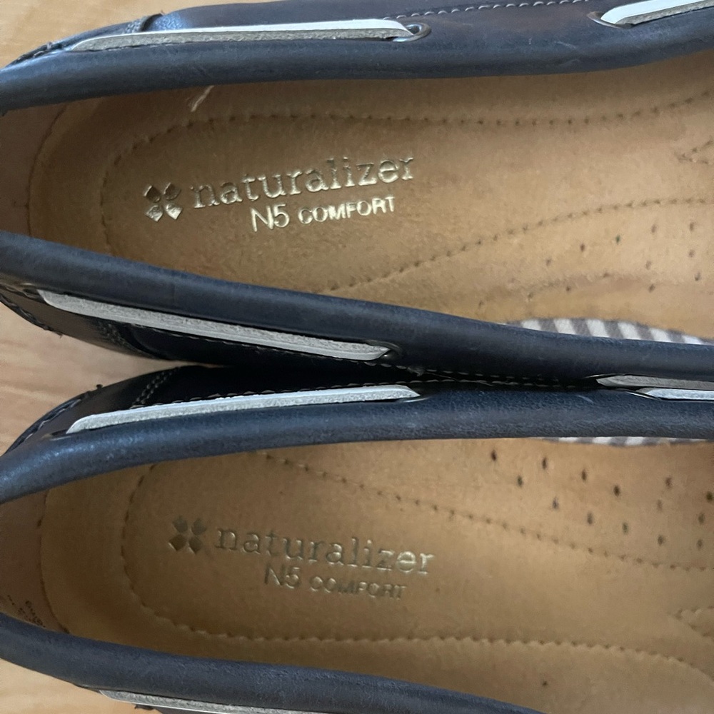 New without box woman’s Naturalizer Hanover Boat Shoe Navy size 12W - Picture 2 of 15